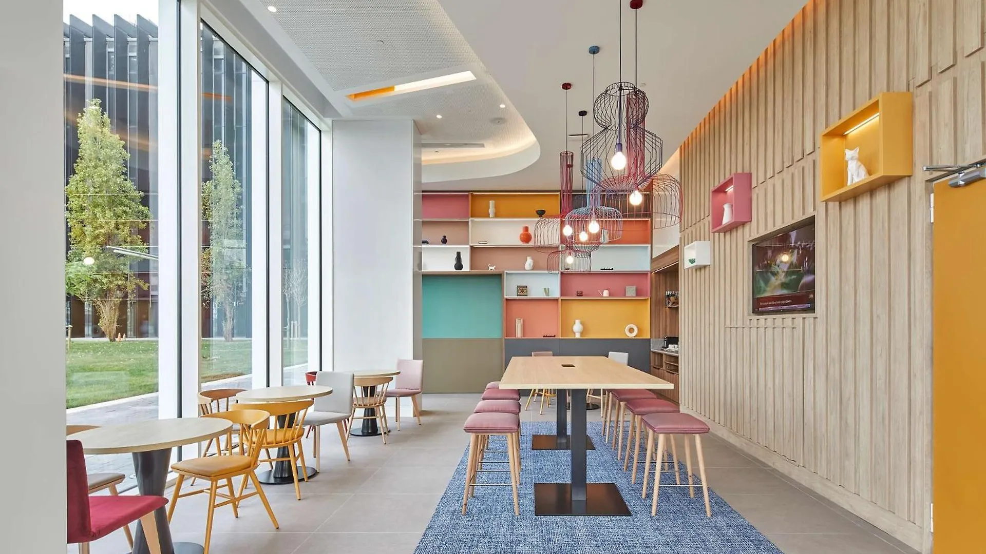 ***  Hotel Hampton By Hilton Barcelona Fira Gran Via à L'Hospitalet de Llobregat Espagne